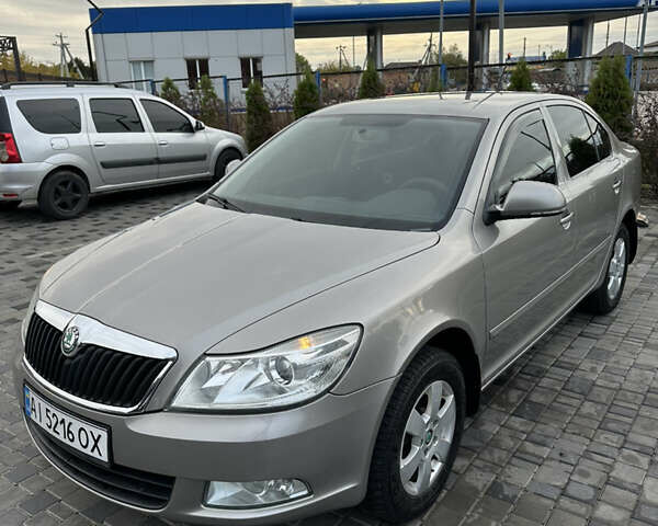 Бежевий Шкода Октавія, об'ємом двигуна 1.8 л та пробігом 176 тис. км за 9200 $, фото 16 на Automoto.ua