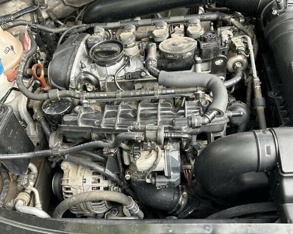 Бежевый Шкода Октавия, объемом двигателя 1.8 л и пробегом 40 тыс. км за 11900 $, фото 41 на Automoto.ua