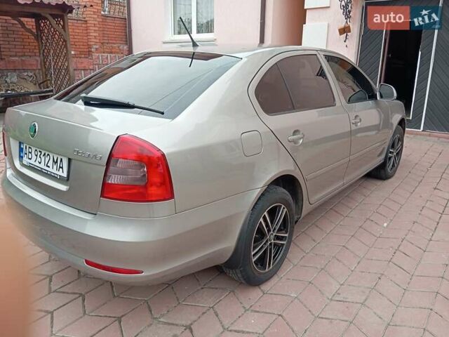 Шкода Октавия 2012 в Хмельницком на Automoto.ua Бежевый Шкода Октавия, объемом двигателя 1.8 л и пробегом 269 тыс. км за 6800 $, фото 3 на Automoto.ua
