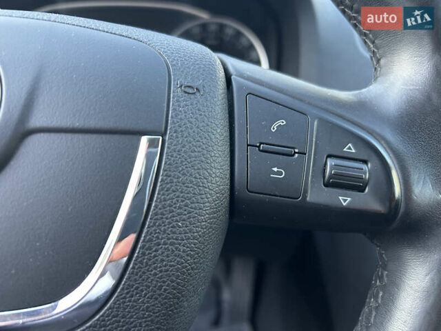 Бежевый Шкода Октавия, объемом двигателя 1.8 л и пробегом 39 тыс. км за 12200 $, фото 26 на Automoto.ua