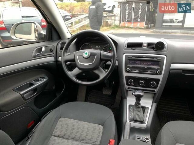 Бежевий Шкода Октавія, об'ємом двигуна 1.8 л та пробігом 217 тис. км за 8990 $, фото 27 на Automoto.ua