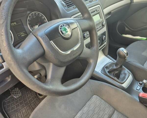 Бежевий Шкода Октавія, об'ємом двигуна 1.8 л та пробігом 148 тис. км за 6500 $, фото 2 на Automoto.ua