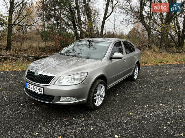 Бежевий Шкода Октавія, об'ємом двигуна 1.8 л та пробігом 187 тис. км за 9500 $, фото 1 на Automoto.ua