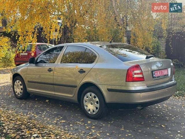 Шкода Октавія 2012 у Києві на Automoto.ua Бежевий Шкода Октавія, об'ємом двигуна 1.6 л та пробігом 196 тис. км за 7000 $, фото 5 на Automoto.ua
