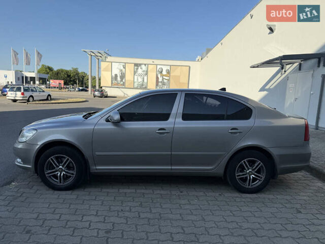 Бежевий Шкода Октавія, об'ємом двигуна 1.6 л та пробігом 277 тис. км за 7000 $, фото 2 на Automoto.ua