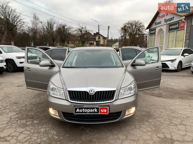 Бежевий Шкода Октавія, об'ємом двигуна 1.8 л та пробігом 217 тис. км за 8990 $, фото 14 на Automoto.ua