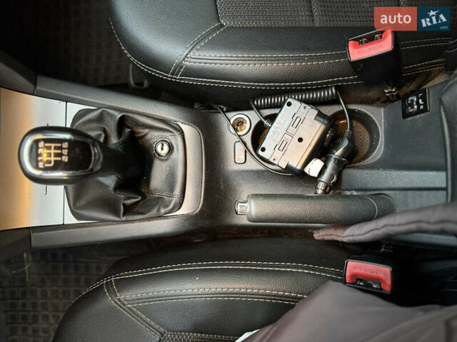 Бежевий Шкода Октавія, об'ємом двигуна 1.8 л та пробігом 205 тис. км за 8000 $, фото 13 на Automoto.ua