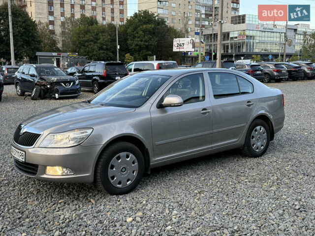 Бежевий Шкода Октавія, об'ємом двигуна 1.8 л та пробігом 245 тис. км за 6299 $, фото 18 на Automoto.ua