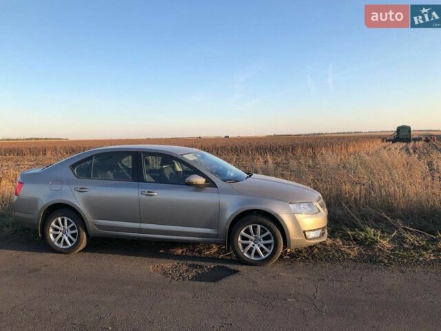 Бежевый Шкода Октавия, объемом двигателя 1.8 л и пробегом 220 тыс. км за 10600 $, фото 2 на Automoto.ua