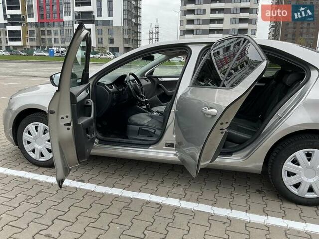 Бежевый Шкода Октавия, объемом двигателя 1.4 л и пробегом 131 тыс. км за 11500 $, фото 8 на Automoto.ua