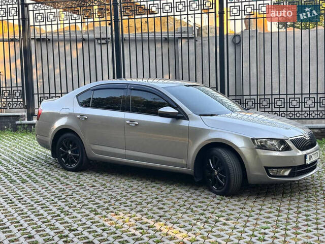 Шкода Октавія 2013 у Харкові на Automoto.ua Бежевий Шкода Октавія, об'ємом двигуна 1.8 л та пробігом 89 тис. км за 14000 $, фото 3 на Automoto.ua