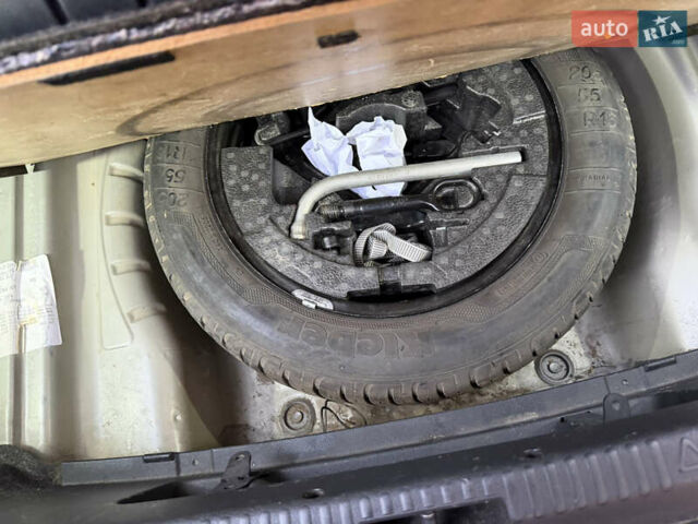 Бежевий Шкода Октавія, об'ємом двигуна 1.4 л та пробігом 215 тис. км за 9350 $, фото 15 на Automoto.ua