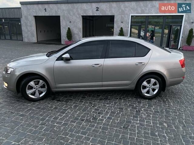 Шкода Октавія 2013 у Дніпро (Дніпропетровську) на Automoto.ua Бежевий Шкода Октавія, об'ємом двигуна 1.8 л та пробігом 242 тис. км за 10500 $, фото 5 на Automoto.ua