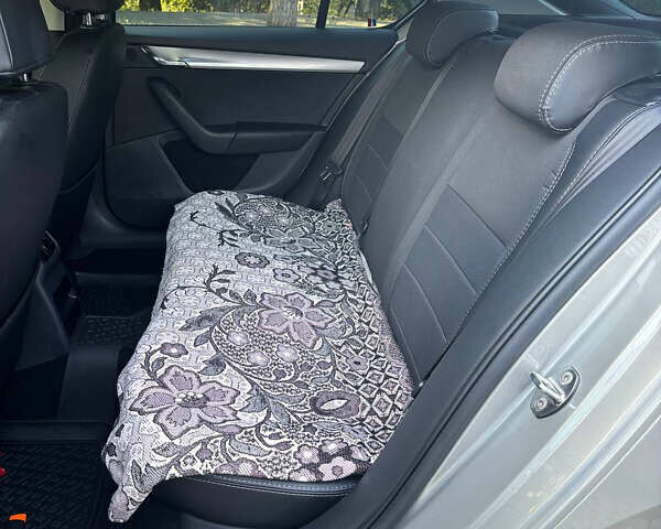 Шкода Октавія 2013 у Харкові на Automoto.ua Бежевий Шкода Октавія, об'ємом двигуна 1.8 л та пробігом 89 тис. км за 14000 $, фото 18 на Automoto.ua