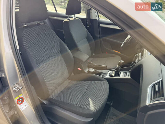 Бежевый Шкода Октавия, объемом двигателя 1.2 л и пробегом 245 тыс. км за 7999 $, фото 18 на Automoto.ua