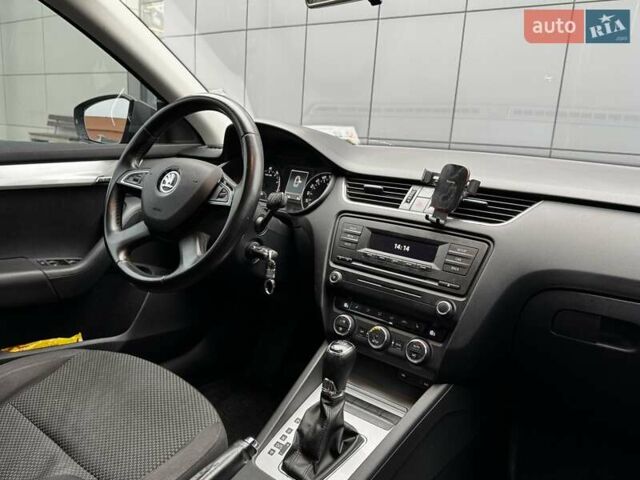 Шкода Октавия 2013 в Киеве на Automoto.ua Бежевый Шкода Октавия, объемом двигателя 1.4 л и пробегом 213 тыс. км за 10400 $, фото 15 на Automoto.ua
