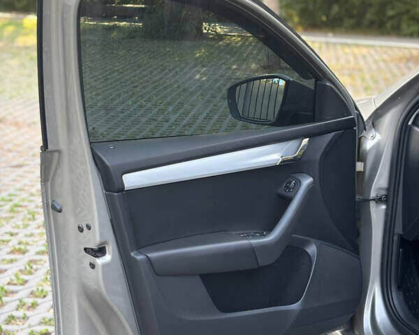 Шкода Октавія 2013 у Харкові на Automoto.ua Бежевий Шкода Октавія, об'ємом двигуна 1.8 л та пробігом 89 тис. км за 14000 $, фото 14 на Automoto.ua