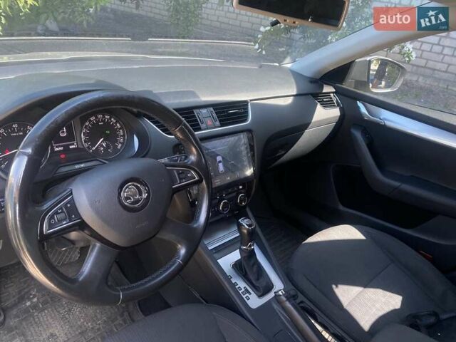 Шкода Октавія 2013 у Дніпро (Дніпропетровську) на Automoto.ua Бежевий Шкода Октавія, об'ємом двигуна 1.8 л та пробігом 242 тис. км за 10500 $, фото 9 на Automoto.ua