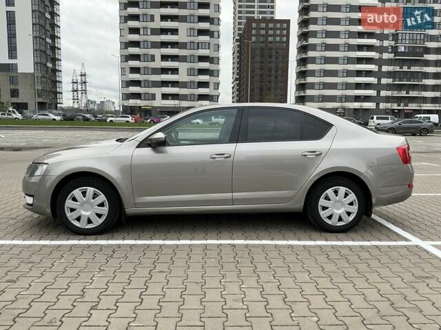 Бежевый Шкода Октавия, объемом двигателя 1.4 л и пробегом 131 тыс. км за 11500 $, фото 1 на Automoto.ua