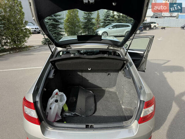 Бежевый Шкода Октавия, объемом двигателя 1.2 л и пробегом 245 тыс. км за 7999 $, фото 11 на Automoto.ua