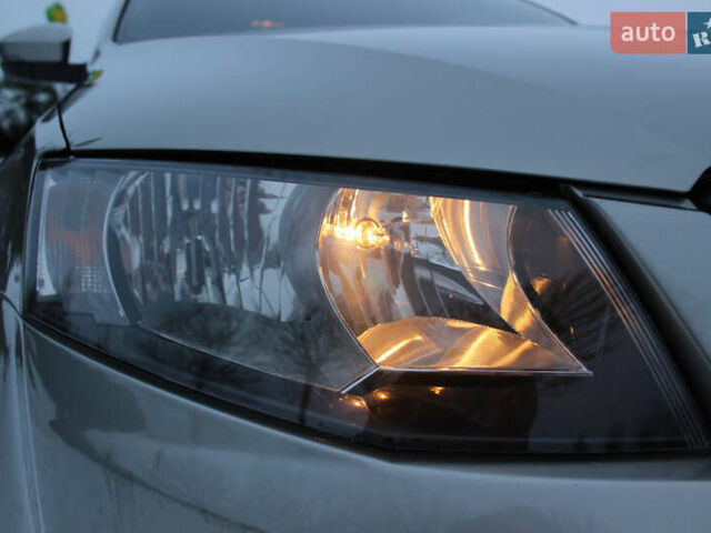 Бежевий Шкода Октавія, об'ємом двигуна 1.8 л та пробігом 230 тис. км за 9919 $, фото 13 на Automoto.ua