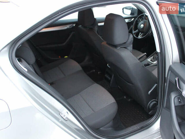 Бежевий Шкода Октавія, об'ємом двигуна 1.8 л та пробігом 230 тис. км за 9919 $, фото 20 на Automoto.ua