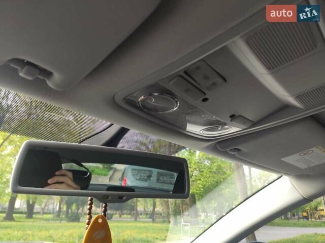 Бежевый Шкода Октавия, объемом двигателя 1.6 л и пробегом 262 тыс. км за 11500 $, фото 25 на Automoto.ua