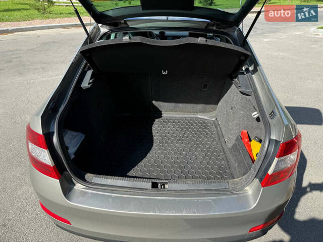 Шкода Октавия 2014 в Киеве на Automoto.ua Бежевый Шкода Октавия, объемом двигателя 1.6 л и пробегом 297 тыс. км за 11000 $, фото 11 на Automoto.ua