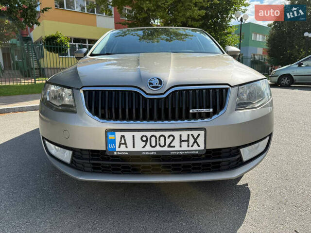 Шкода Октавия 2014 в Киеве на Automoto.ua Бежевый Шкода Октавия, объемом двигателя 1.6 л и пробегом 297 тыс. км за 11000 $, фото 10 на Automoto.ua