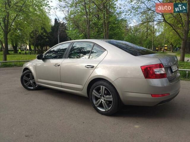 Бежевый Шкода Октавия, объемом двигателя 1.6 л и пробегом 262 тыс. км за 11500 $, фото 3 на Automoto.ua