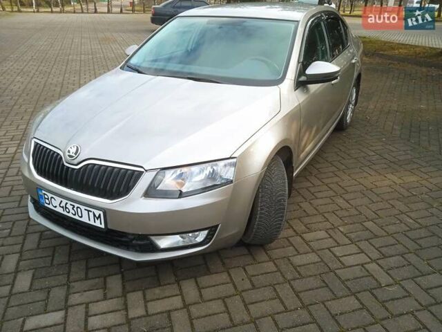 Бежевый Шкода Октавия, объемом двигателя 1.6 л и пробегом 161 тыс. км за 9400 $, фото 5 на Automoto.ua
