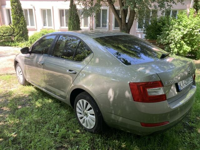 Бежевий Шкода Октавія, об'ємом двигуна 1.4 л та пробігом 250 тис. км за 10000 $, фото 3 на Automoto.ua