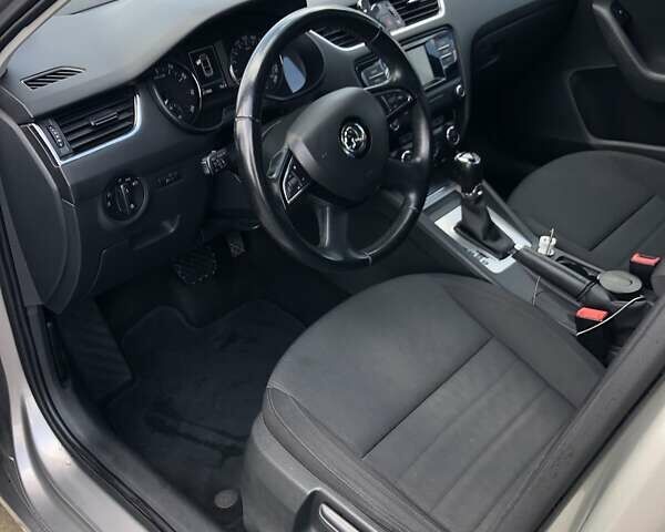 Шкода Октавия 2015 в Хусте на Automoto.ua Бежевый Шкода Октавия, объемом двигателя 1.8 л и пробегом 233 тыс. км за 13100 $, фото 5 на Automoto.ua