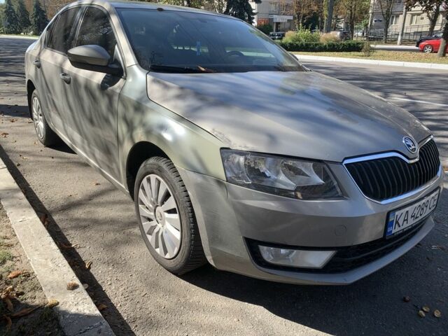 Бежевий Шкода Октавія, об'ємом двигуна 1.4 л та пробігом 250 тис. км за 10000 $, фото 8 на Automoto.ua