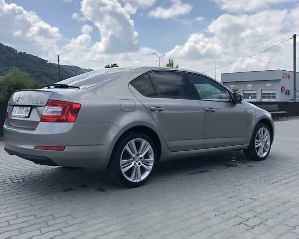 Шкода Октавия 2015 в Хусте на Automoto.ua Бежевый Шкода Октавия, объемом двигателя 1.8 л и пробегом 233 тыс. км за 13100 $, фото 1 на Automoto.ua