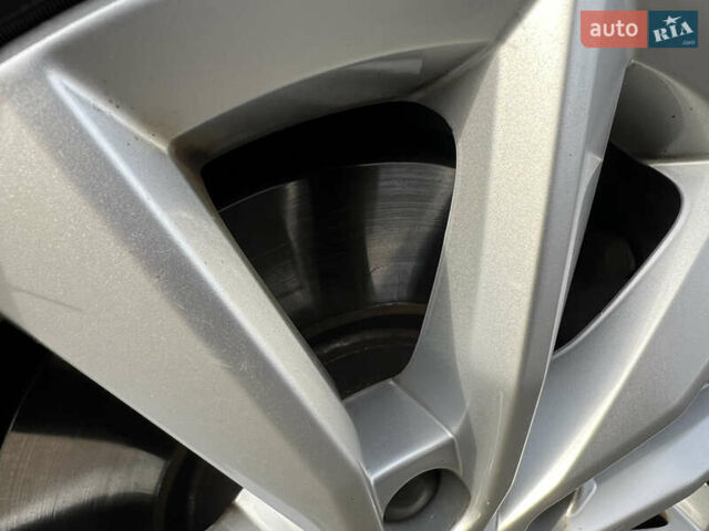 Бежевый Шкода Октавия, объемом двигателя 1.8 л и пробегом 231 тыс. км за 10900 $, фото 28 на Automoto.ua