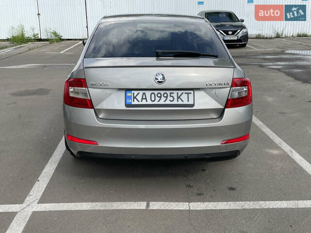 Шкода Октавия 2016 в Киеве на Automoto.ua Бежевый Шкода Октавия, объемом двигателя 1.8 л и пробегом 265 тыс. км за 11000 $, фото 1 на Automoto.ua