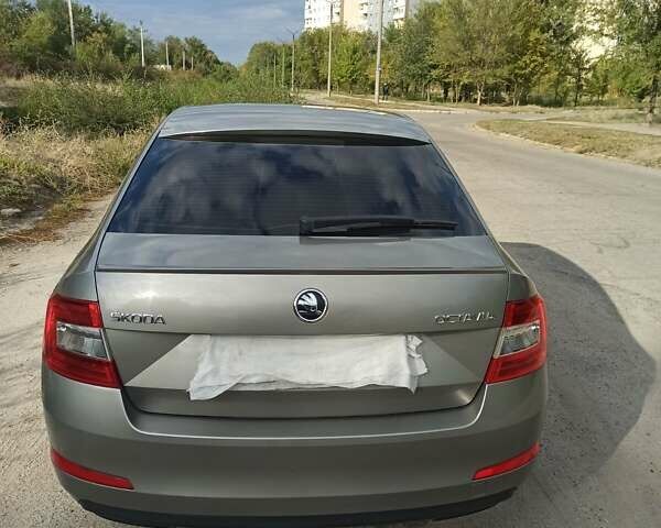 Бежевий Шкода Октавія, об'ємом двигуна 1.8 л та пробігом 174 тис. км за 13000 $, фото 1 на Automoto.ua