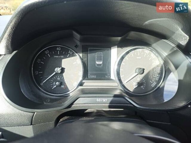 Бежевий Шкода Октавія, об'ємом двигуна 1.8 л та пробігом 174 тис. км за 13000 $, фото 2 на Automoto.ua