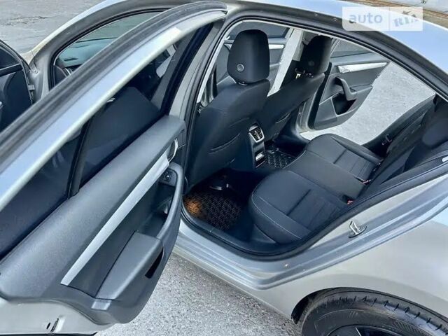 Бежевый Шкода Октавия, объемом двигателя 1.8 л и пробегом 156 тыс. км за 13500 $, фото 16 на Automoto.ua