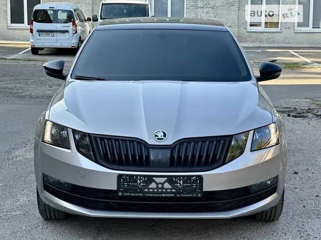 Бежевый Шкода Октавия, объемом двигателя 1.8 л и пробегом 156 тыс. км за 13500 $, фото 2 на Automoto.ua