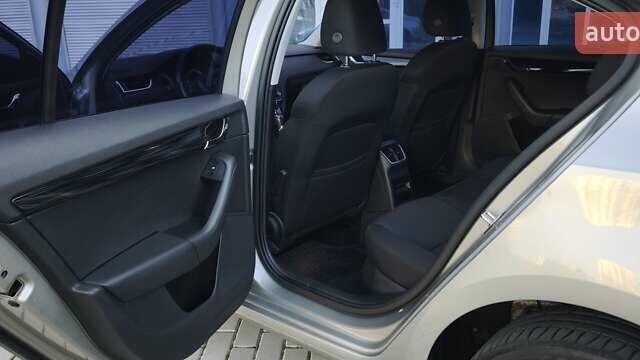 Шкода Октавия 2017 в Харькове на Automoto.ua Бежевый Шкода Октавия, объемом двигателя 1.4 л и пробегом 112 тыс. км за 14500 $, фото 14 на Automoto.ua