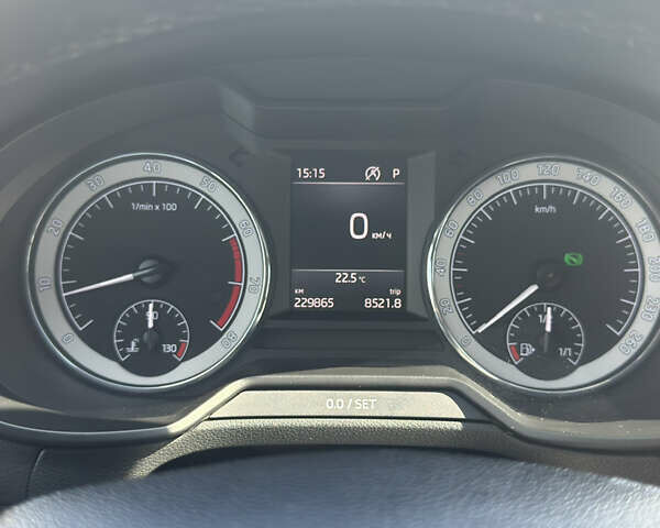 Бежевый Шкода Октавия, объемом двигателя 1.4 л и пробегом 230 тыс. км за 15500 $, фото 28 на Automoto.ua