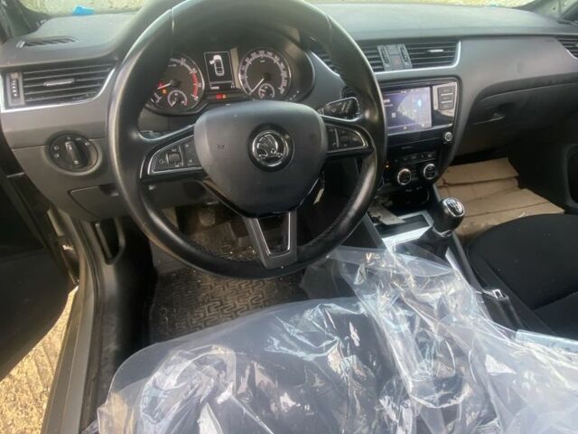 Бежевий Шкода Октавія, об'ємом двигуна 1.4 л та пробігом 199 тис. км за 7200 $, фото 6 на Automoto.ua