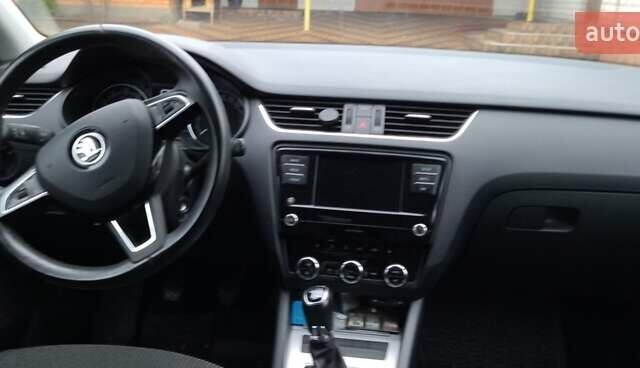 Бежевый Шкода Октавия, объемом двигателя 1.4 л и пробегом 49 тыс. км за 18700 $, фото 5 на Automoto.ua