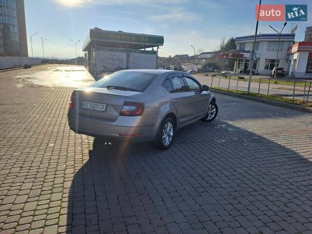 Бежевый Шкода Октавия, объемом двигателя 1.4 л и пробегом 57 тыс. км за 15500 $, фото 5 на Automoto.ua