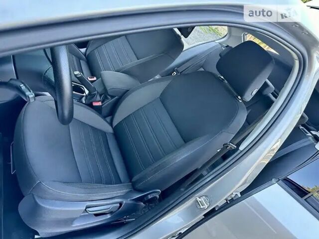 Бежевый Шкода Октавия, объемом двигателя 1.8 л и пробегом 156 тыс. км за 13500 $, фото 21 на Automoto.ua