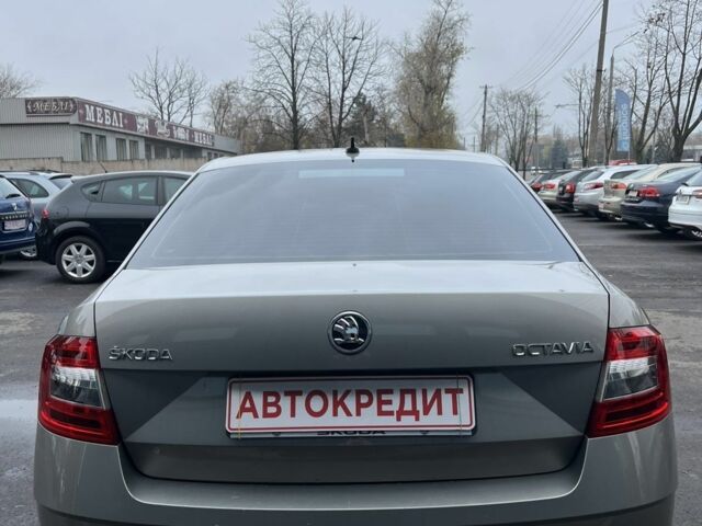 Бежевый Шкода Октавия, объемом двигателя 1.4 л и пробегом 137 тыс. км за 12600 $, фото 15 на Automoto.ua