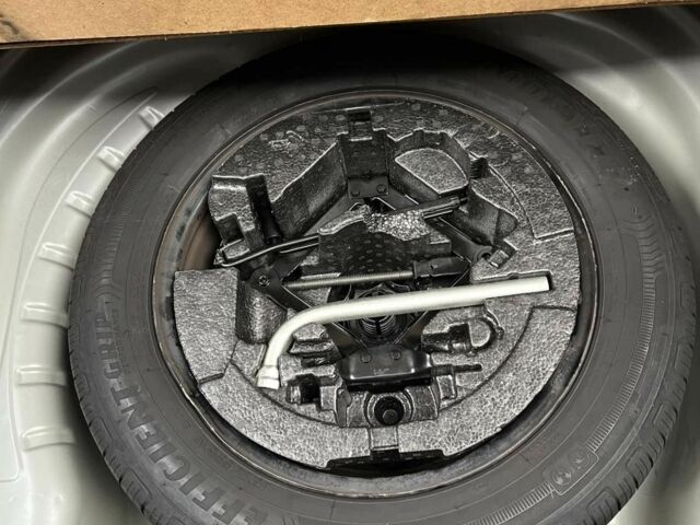 Бежевый Шкода Октавия, объемом двигателя 1.4 л и пробегом 137 тыс. км за 12600 $, фото 16 на Automoto.ua