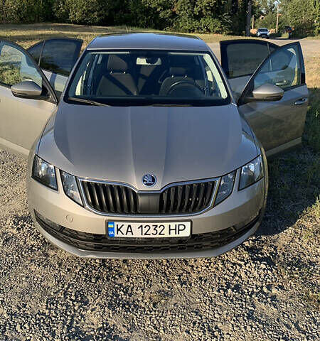 Бежевий Шкода Октавія, об'ємом двигуна 1.4 л та пробігом 163 тис. км за 13800 $, фото 27 на Automoto.ua